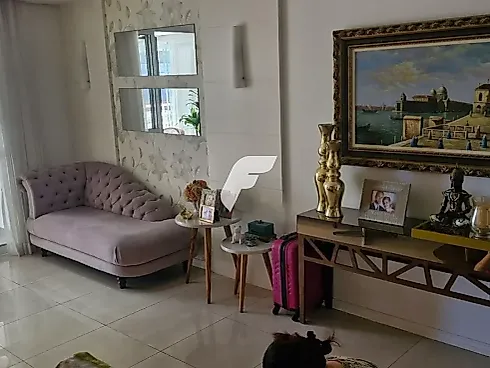 Apartamento em Kobrasol, São José