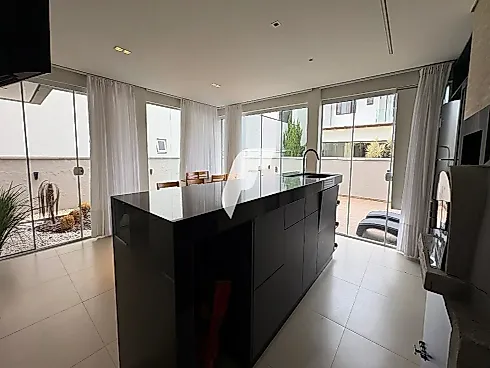 Casa em Santa Regina, Camboriú