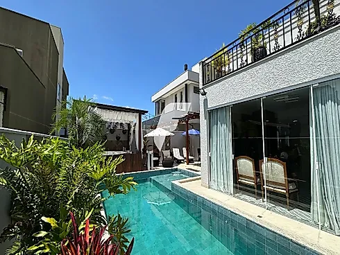 Casa em Santa Regina, Camboriú
