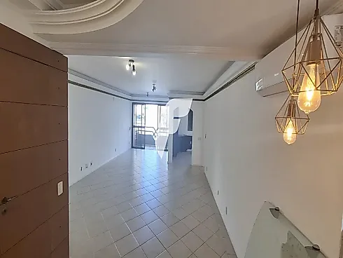 Apartamento em Agronômica, Florianópolis