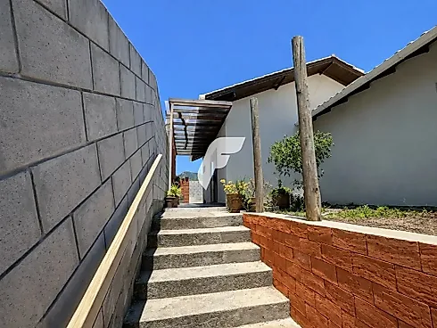 Casa em Areias De Baixo, Governador Celso Ramos
