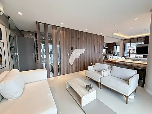 Apartamento em Pioneiros, Balneário Camboriú