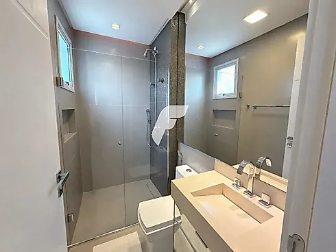 Apartamento em Pioneiros, Balneário Camboriú