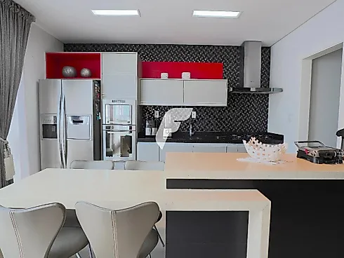 Apartamento em Cdentro, Balneário Camboriú