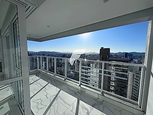 Apartamento em Centro, Itajaí