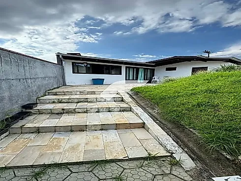 Casa em Saguaçu, Joinville