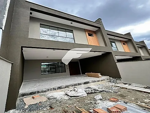 Casa em Saguaçu, Joinville