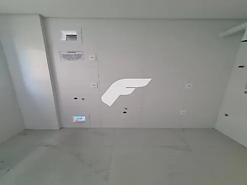 Apartamento em Meia Praia, Itapema
