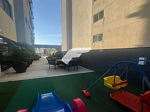 Apartamento em Meia Praia, Itapema