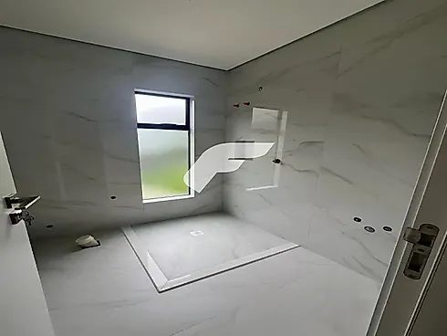 Casa em América, Joinville