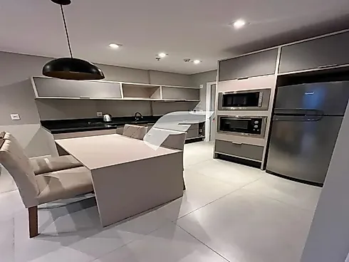 Apartamento em Meia Praia, Itapema