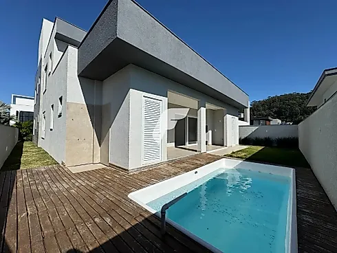 Casa em Ingleses Do Rio Vermelho, Florianópolis