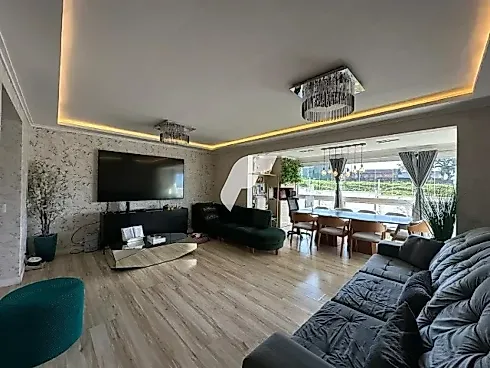 Apartamento em Serraria, São José