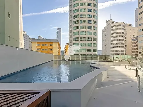 Apartamento em Pioneiros, Balneário Camboriú