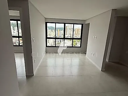 Apartamento em Vila Operária, Itajaí
