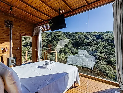 Casa em Rio Dos Pinheiros, Anitápolis