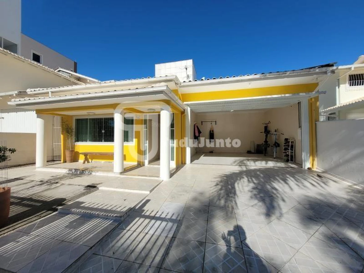 Casa em Praia de Fora, Palhoça