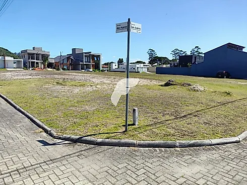 Terreno em Bairro  Zimbros, Bombinhas