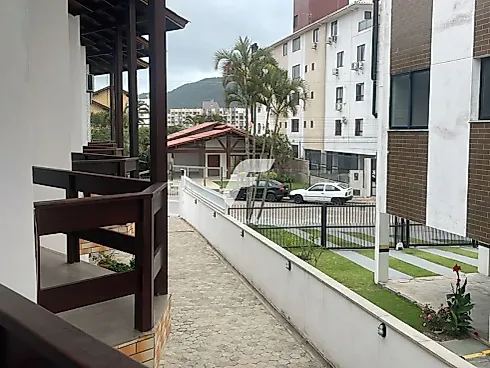 Apartamento em Ingleses Do Rio Vermelho, Florianópolis