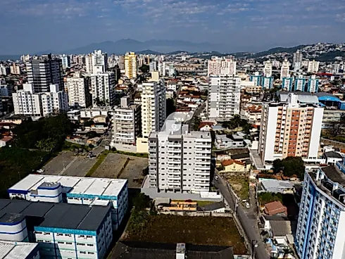Apartamento em Barreiros, São José