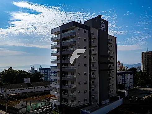Apartamento em Barreiros, São José