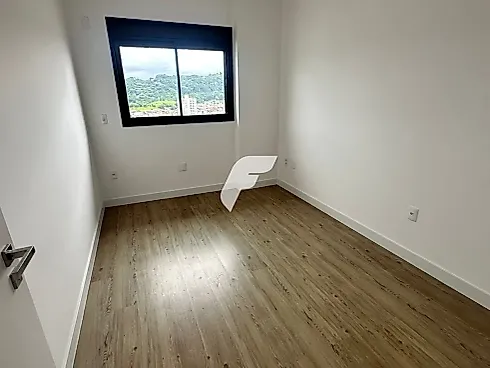 Apartamento em Kobrasol, São José