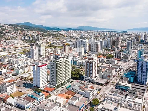 Apartamento em Kobrasol, São José