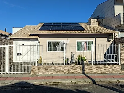 Casa em Forquilhinha, São José