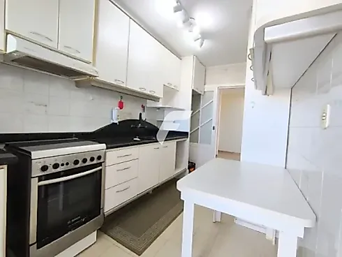 Apartamento em Coqueiros, Florianópolis