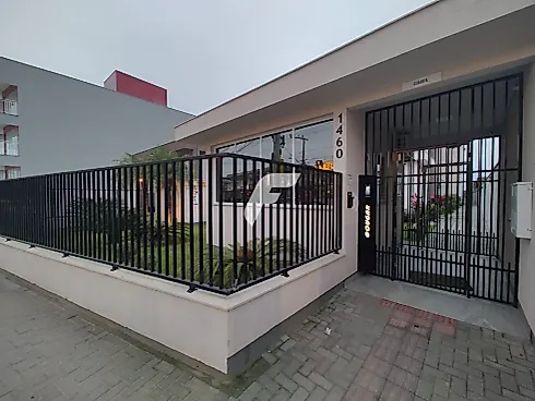 Apartamento em Aririú, Palhoça