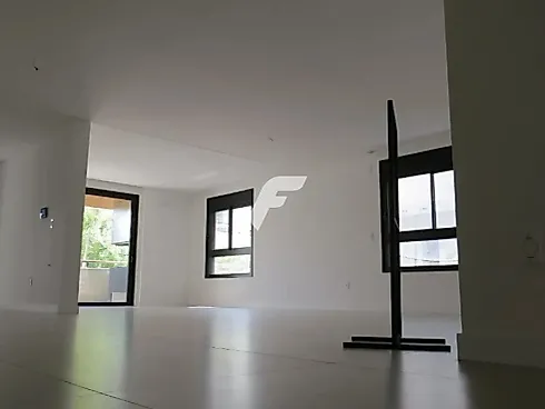 Apartamento em Jurerê, Florianópolis