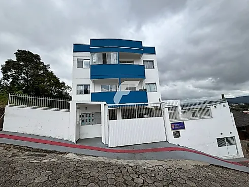Apartamento em Potecas, São José