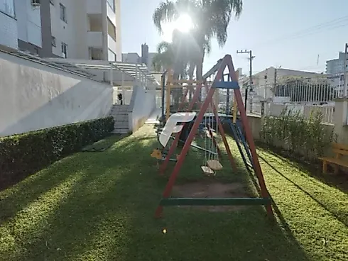 Apartamento em Barreiros, São José