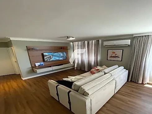 Apartamento em Agronômica, Florianópolis