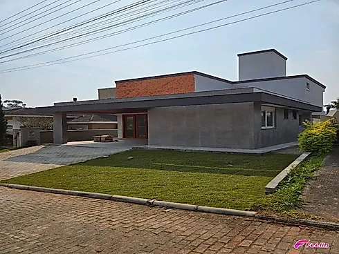 Casa em Cachoeira Do Bom Jesus, Florianópolis