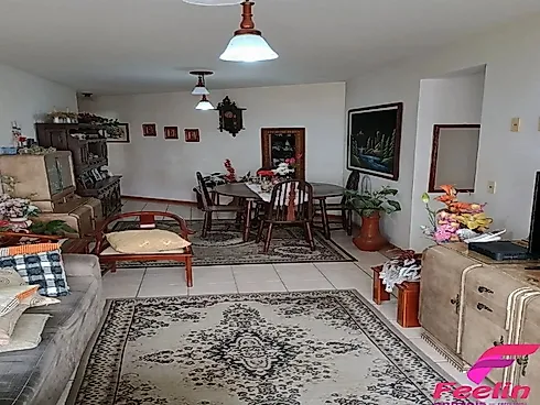 Apartamento em Capoeiras, Florianópolis