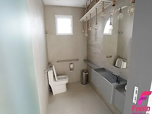 Apartamento em Meia Praia, Itapema