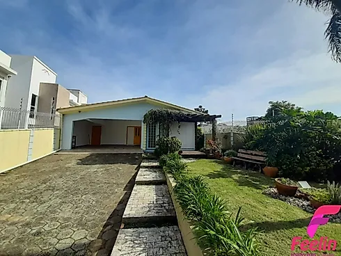 Casa em Morro Das Pedras, Florianópolis