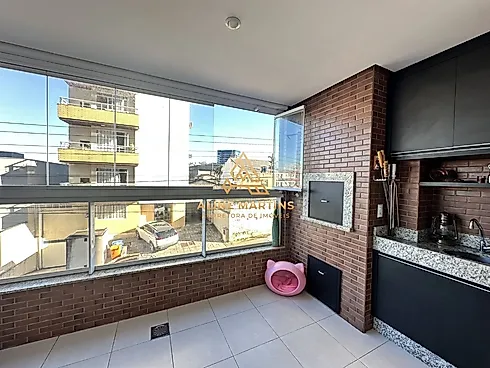 Apartamento em Praia Comprida, São José