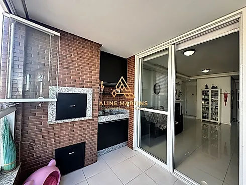 Apartamento em Praia Comprida, São José