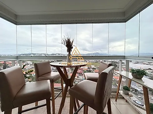Apartamento em Jardim Atlântico, Florianópolis