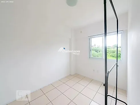 Apartamento em Serraria, São José