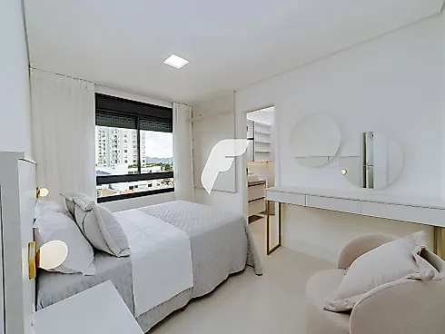Apartamento em Praia De Armação Do Itapocorói, Penha