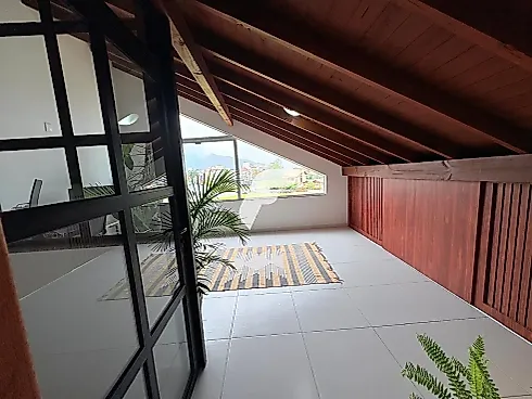 Casa em Pântano Do Sul, Florianópolis