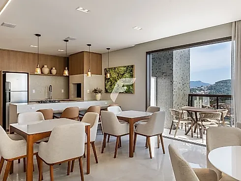 Apartamento em Kobrasol, São José