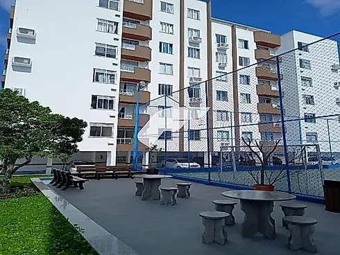 Apartamento em Praia Comprida, São José