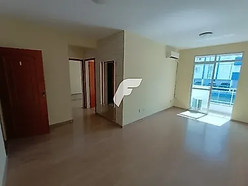 Apartamento em Praia Comprida, São José