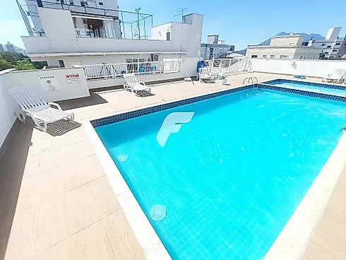 Apartamento em Caminho Novo, Palhoça