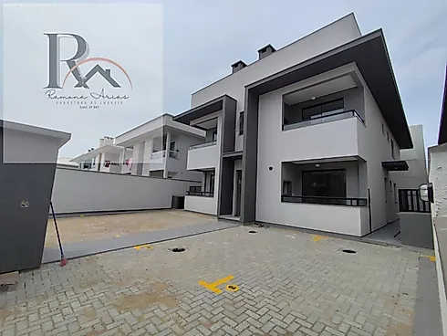 Apartamento em Nova Palhoça, Palhoça