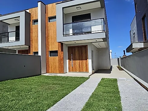 Sobrado geminado em São Sebastião, Palhoça